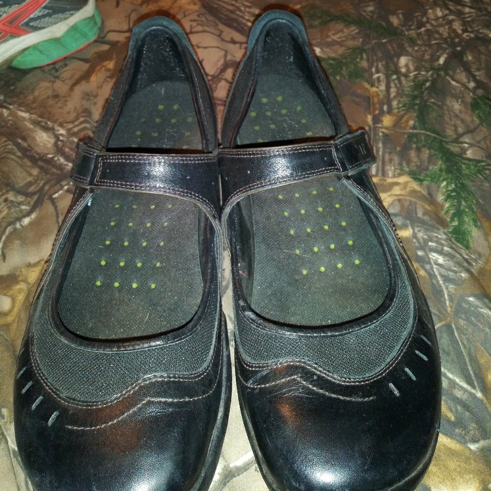 Clarks Mary Janes Work Shoes